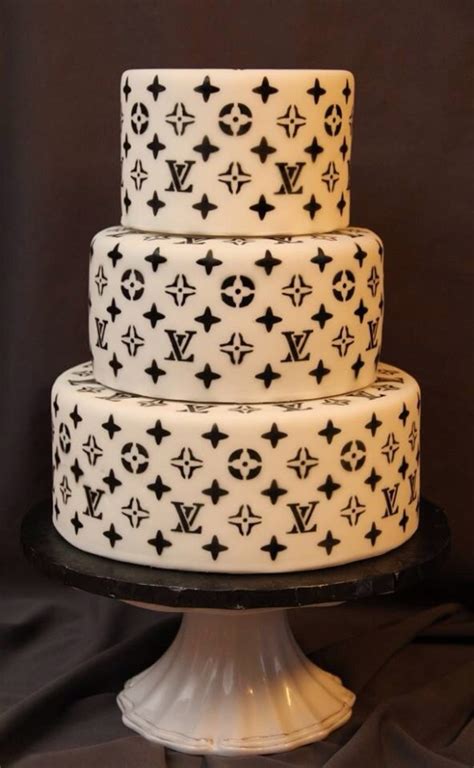 louis vuitton cakes photos|louis vuitton stencil for cakes.